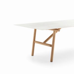 Isamu Table